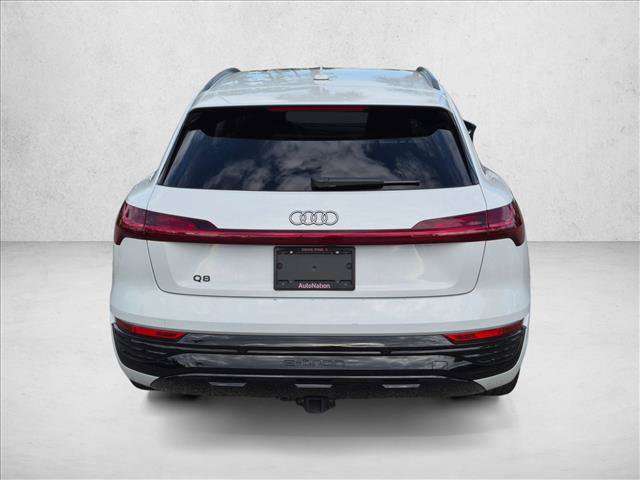 Certified 2024 Audi Q8 e-tron Premium Plus AWD/4WD image 6