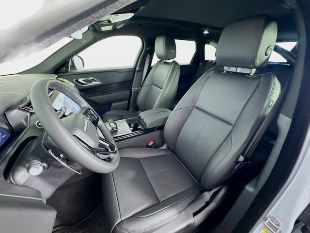 Used 2026 Land Rover Range Rover Velar Dynamic SE image 11