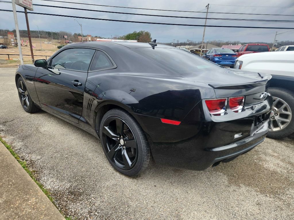 Used 2010 Chevrolet Camaro SS w/ RS Package image 2
