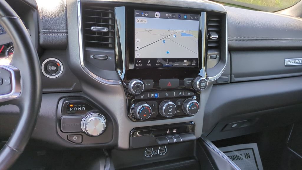 Used 2024 RAM 1500 Laramie image 17