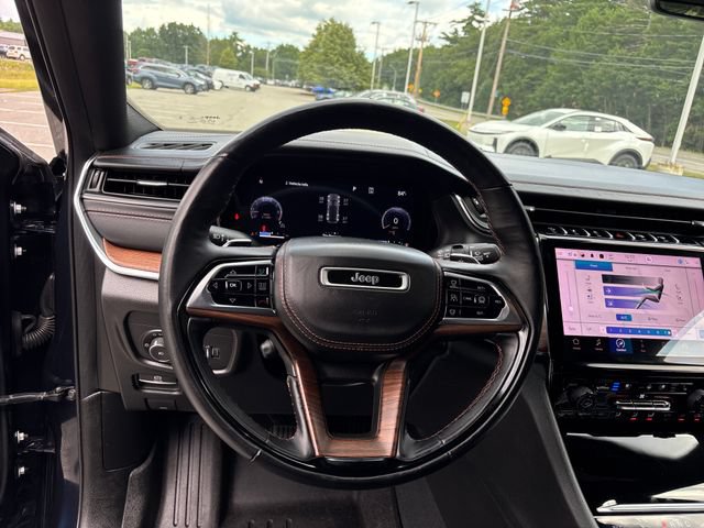 Used 2023 Jeep Grand Cherokee Summit w/ Adv Protech Group IV AWD/4WD image 24