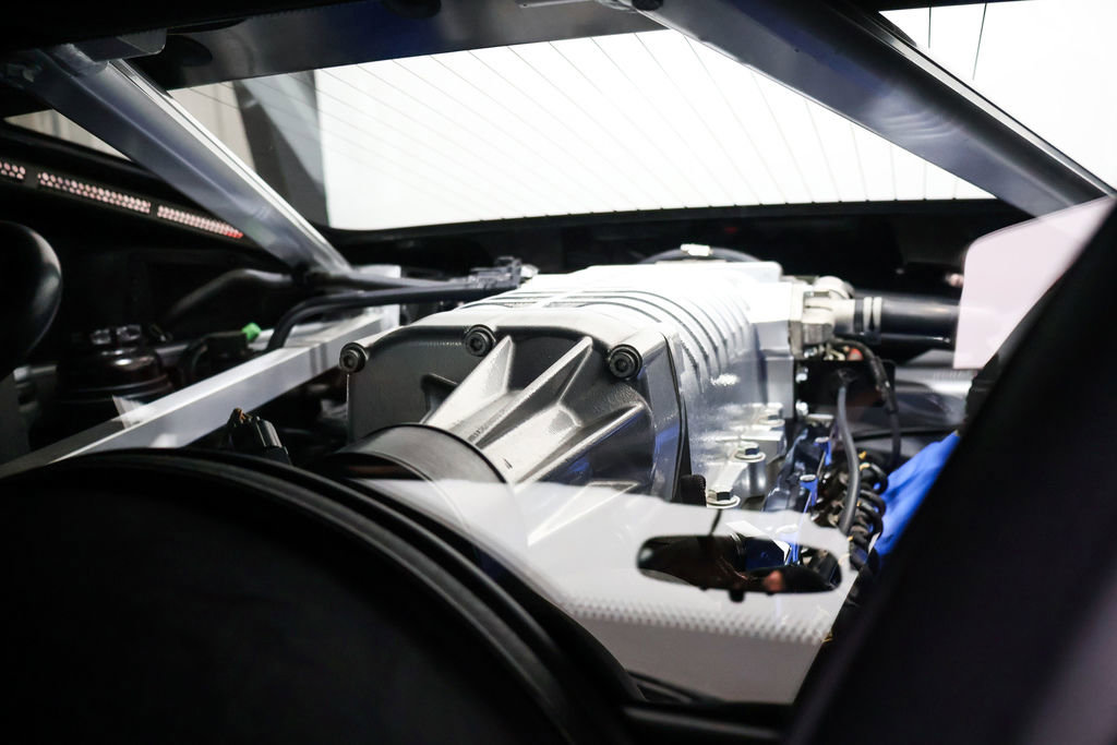 Used 2005 Ford GT image 80