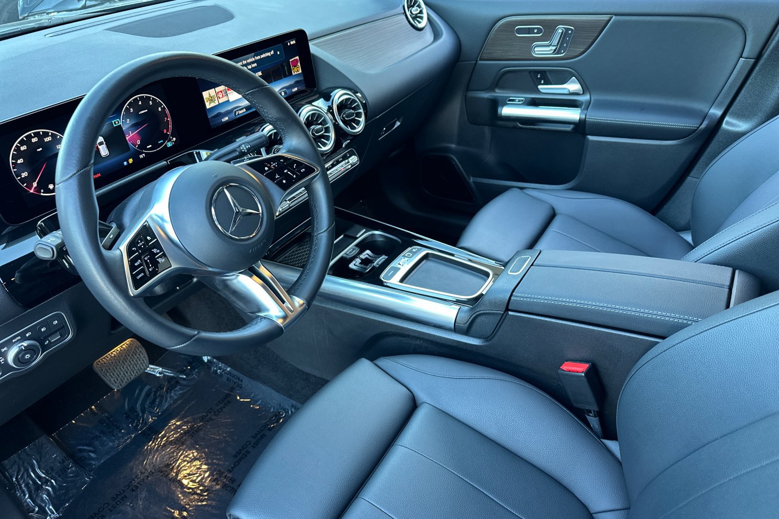 Certified 2025 Mercedes-Benz GLA 250 image 10