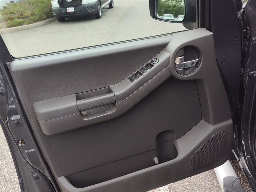Used 2014 Nissan Xterra PRO-4X AWD/4WD image 7