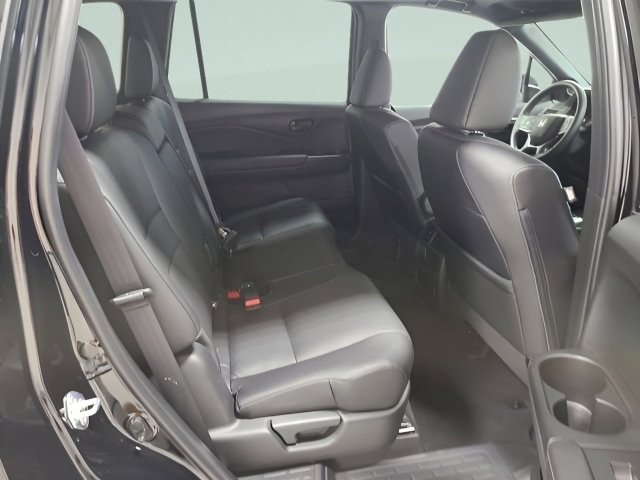 Used 2023 Honda Passport EX-L image 17