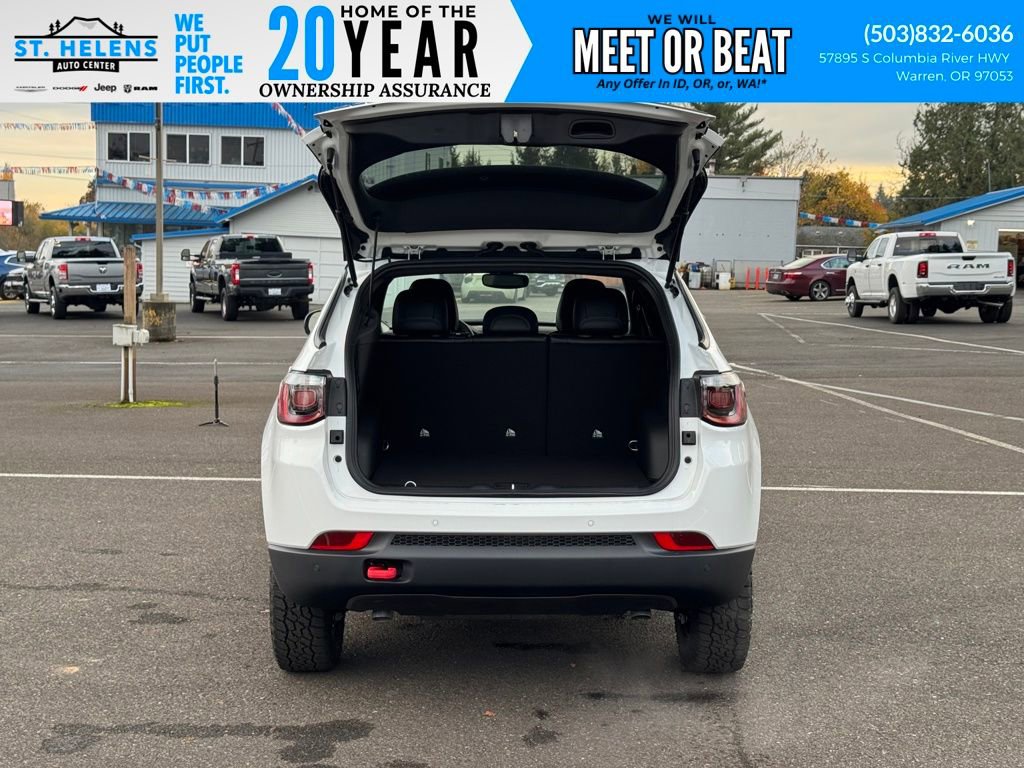 New 2026 Jeep Compass Trailhawk AWD/4WD image 7