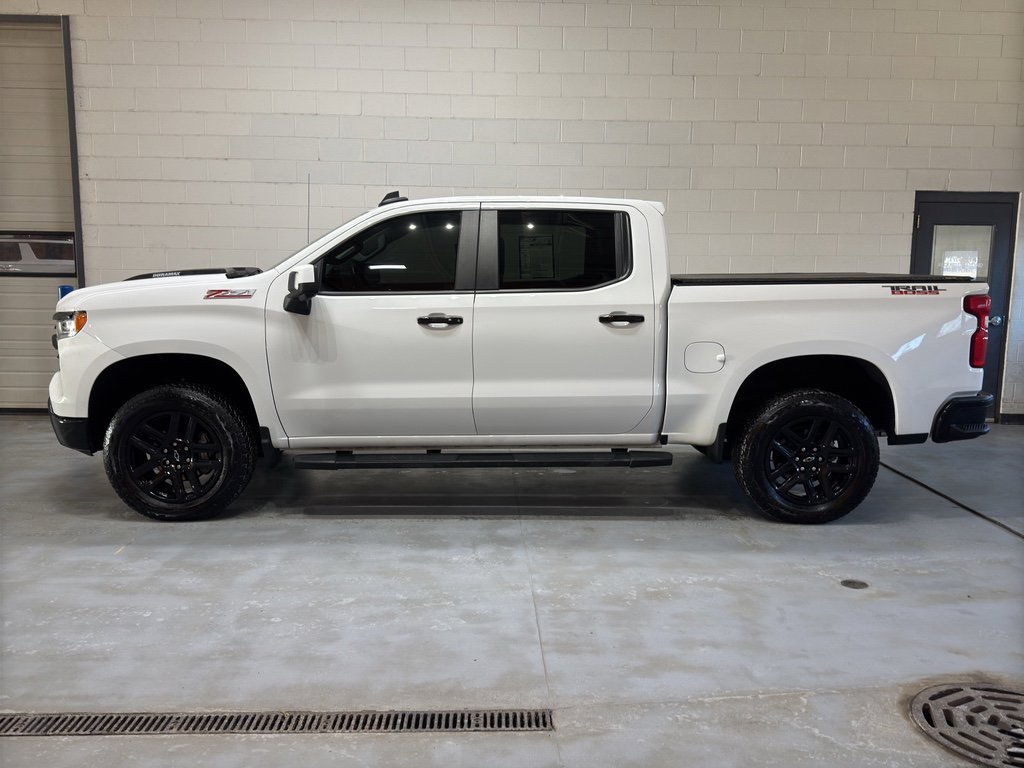 Used 2025 Chevrolet Silverado 1500 LT Trail Boss w/ LT Trail Boss Premium Package image 2