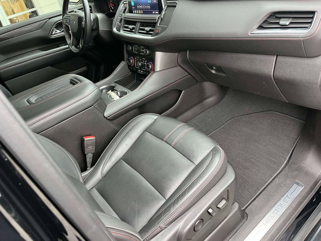 Used 2021 Chevrolet Suburban RST image 23