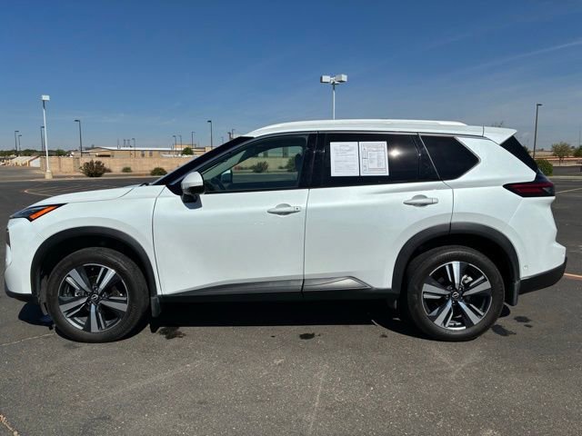 Certified 2024 Nissan Rogue SL FWD image 3