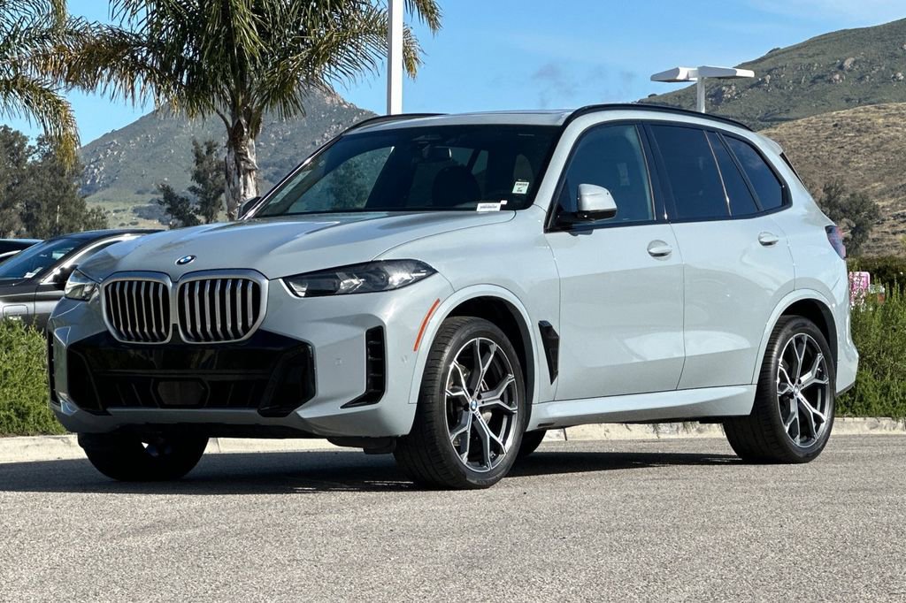 Used 2024 BMW X5 sDrive40i w/ M Sport Package image 7