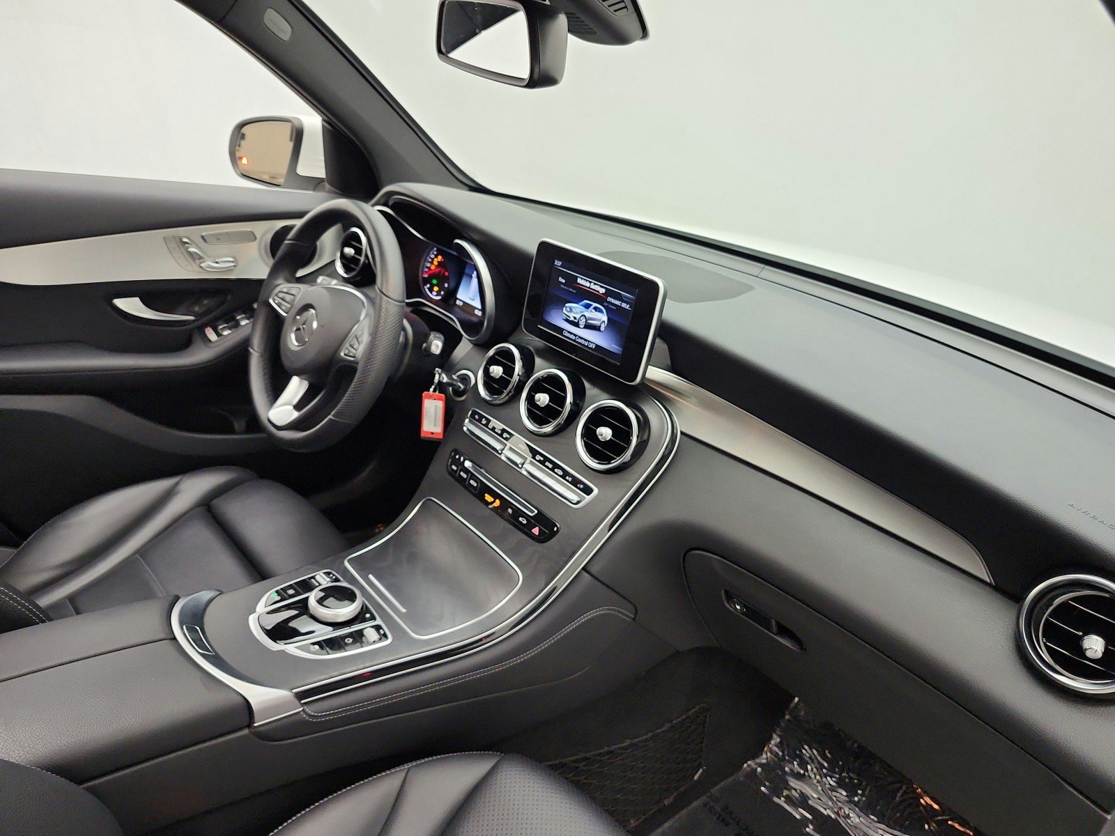 Used 2019 Mercedes-Benz GLC 300 image 19