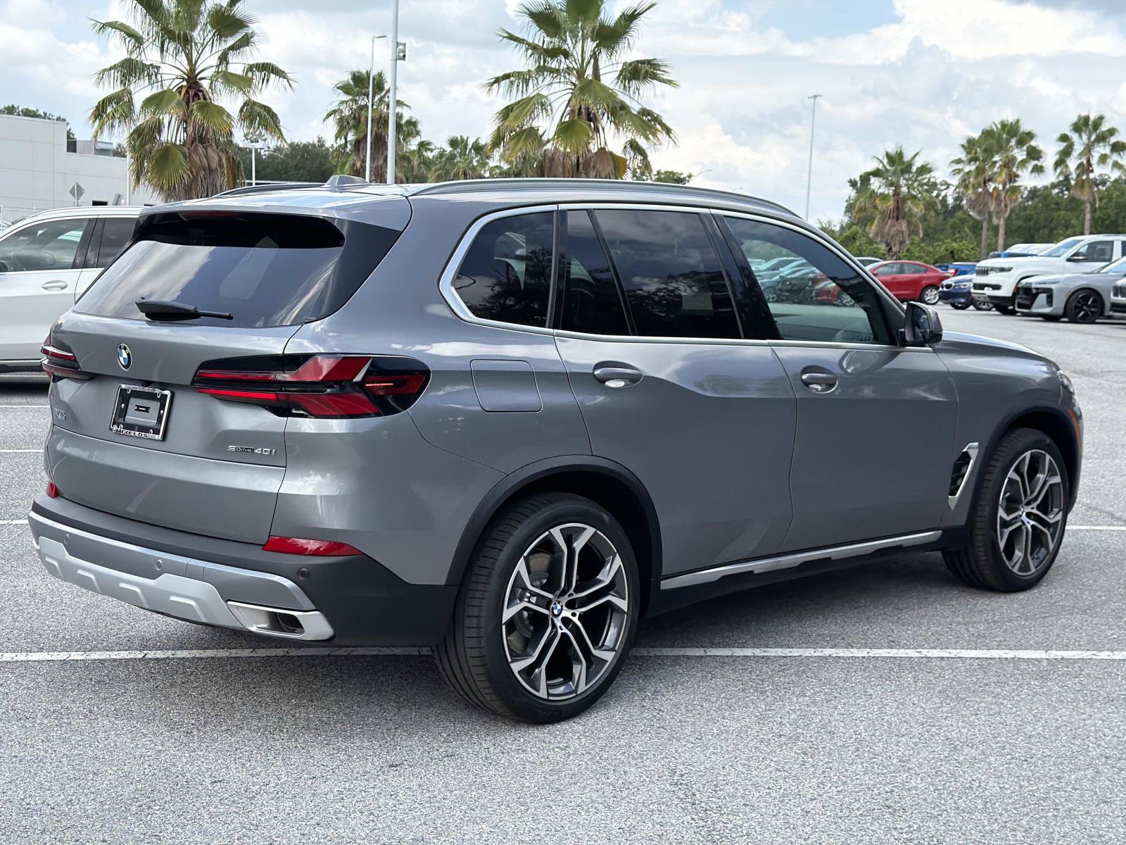 New 2026 BMW X5 sDrive40i w/ Climate Comfort Package RWD image 4