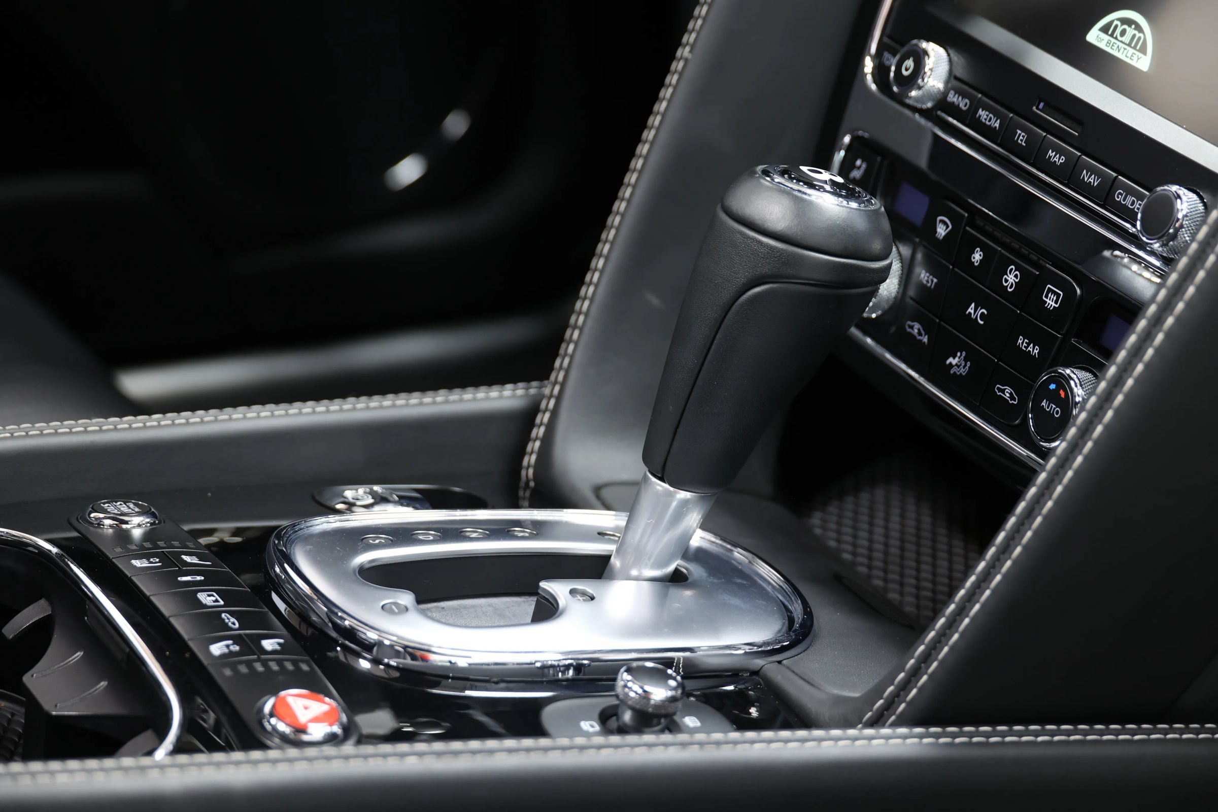 Used 2015 Bentley Flying Spur V8 AWD/4WD image 95