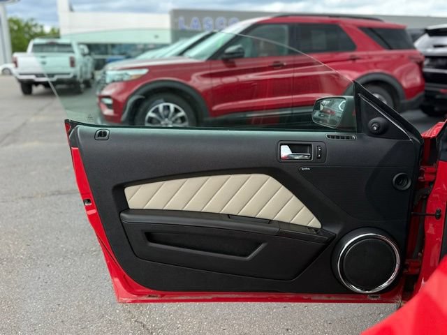 Used 2012 Ford Mustang Premium RWD image 10