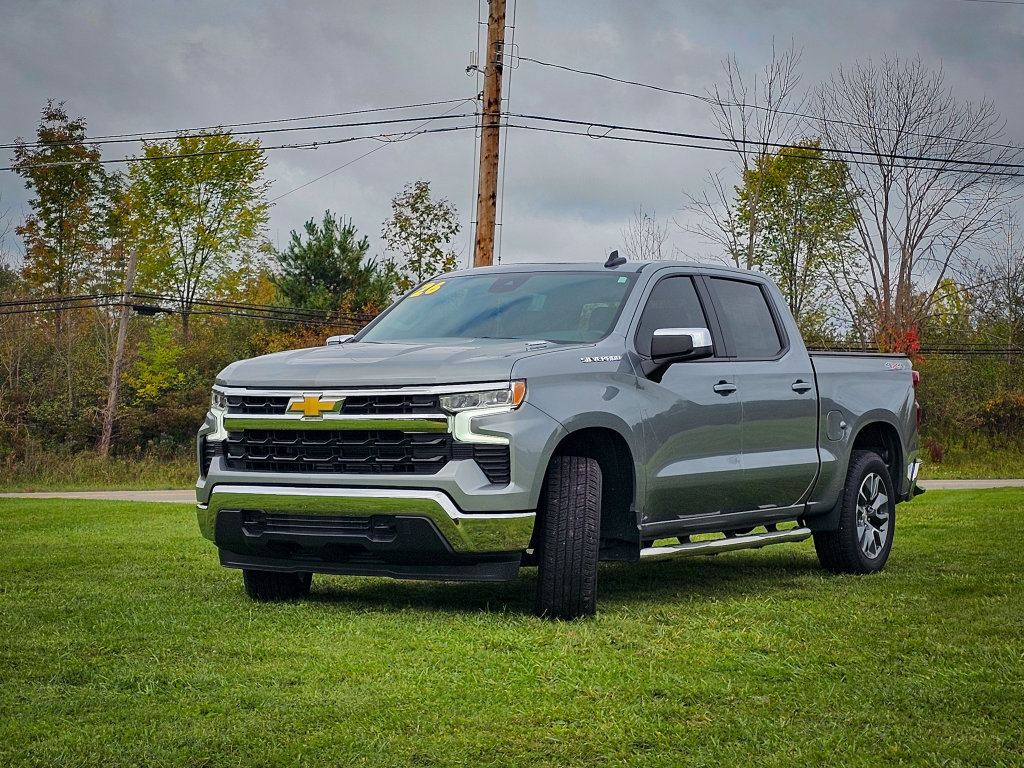 Used 2026 Chevrolet Silverado 1500 LT AWD/4WD image 8