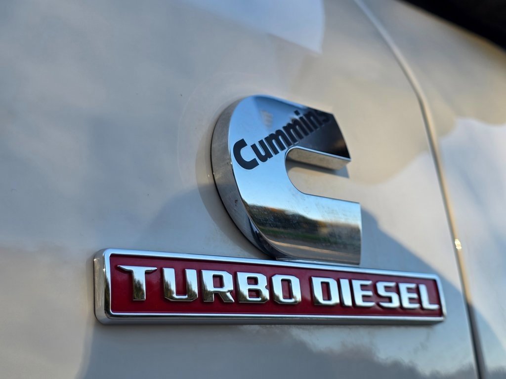 Used 2025 RAM 3500 Laramie image 9