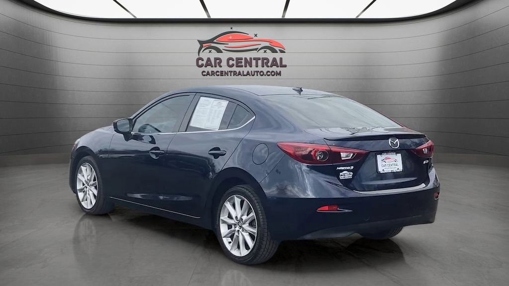 Used 2017 MAZDA MAZDA3 Grand Touring w/ Premium Equipment Package FWD image 3