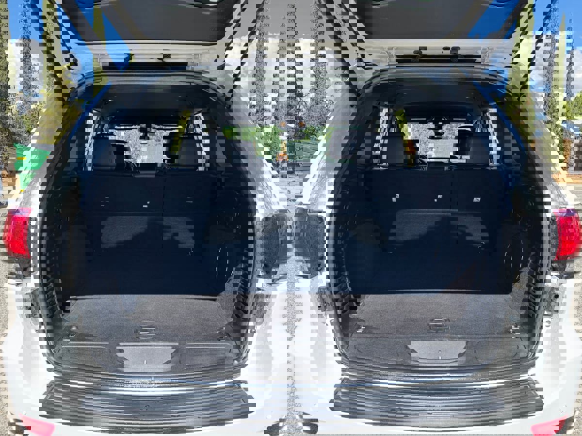 Used 2019 Jeep Grand Cherokee Altitude image 20