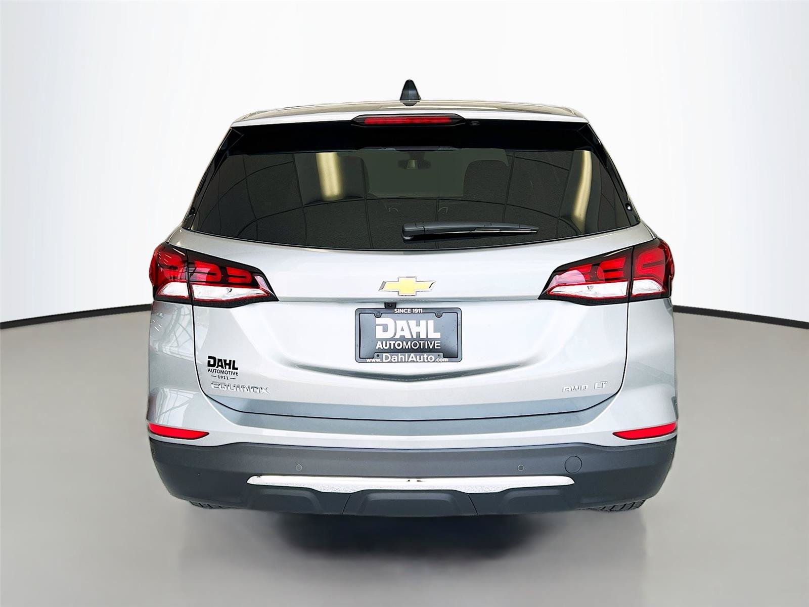 Used 2023 Chevrolet Equinox LT AWD/4WD image 12