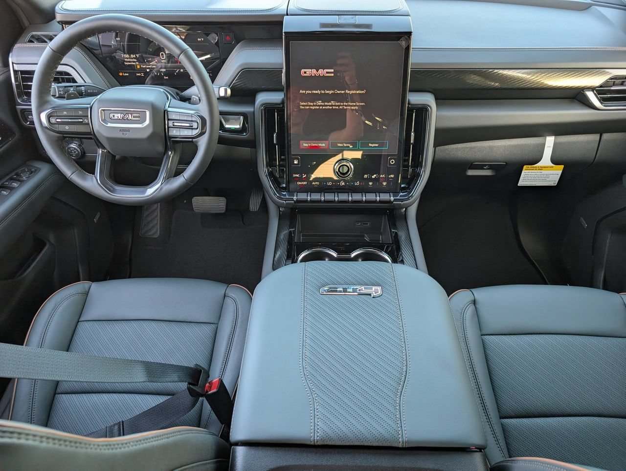 New 2026 GMC Yukon AT4 w/ AT4 Premium Package AWD/4WD image 8
