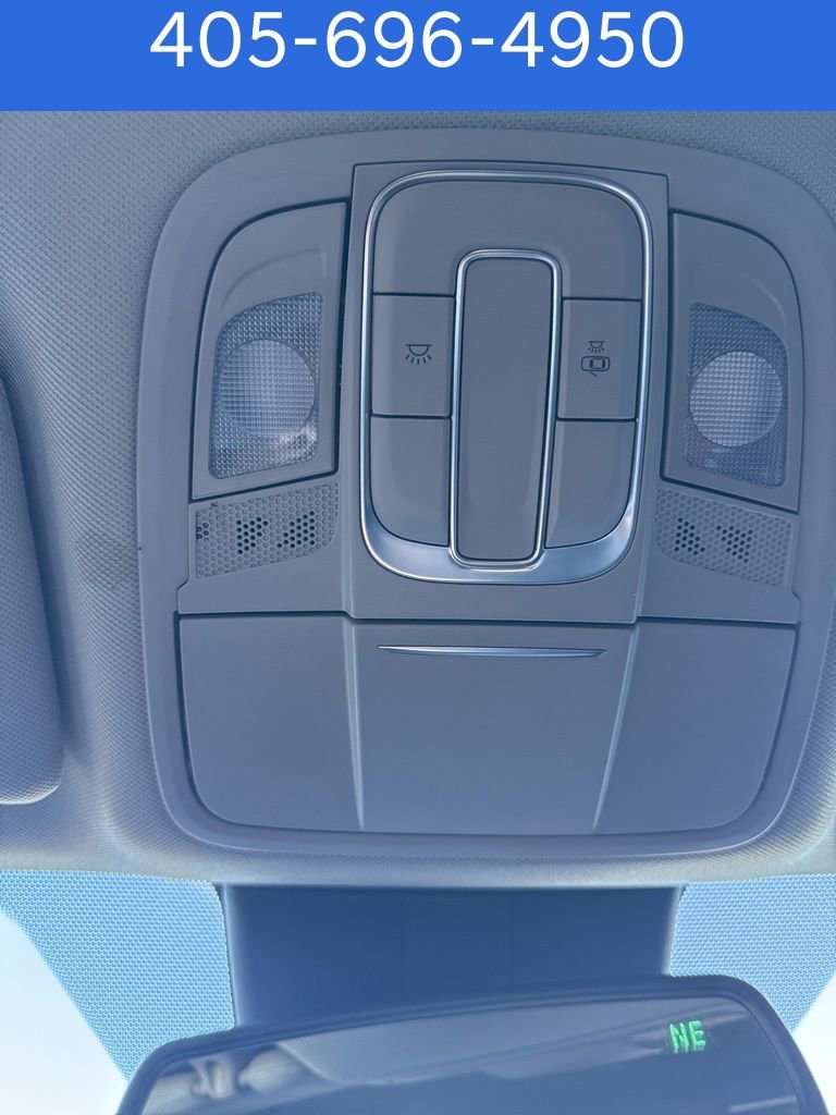 Used 2020 Hyundai Santa Fe SEL w/ Cargo Package image 34