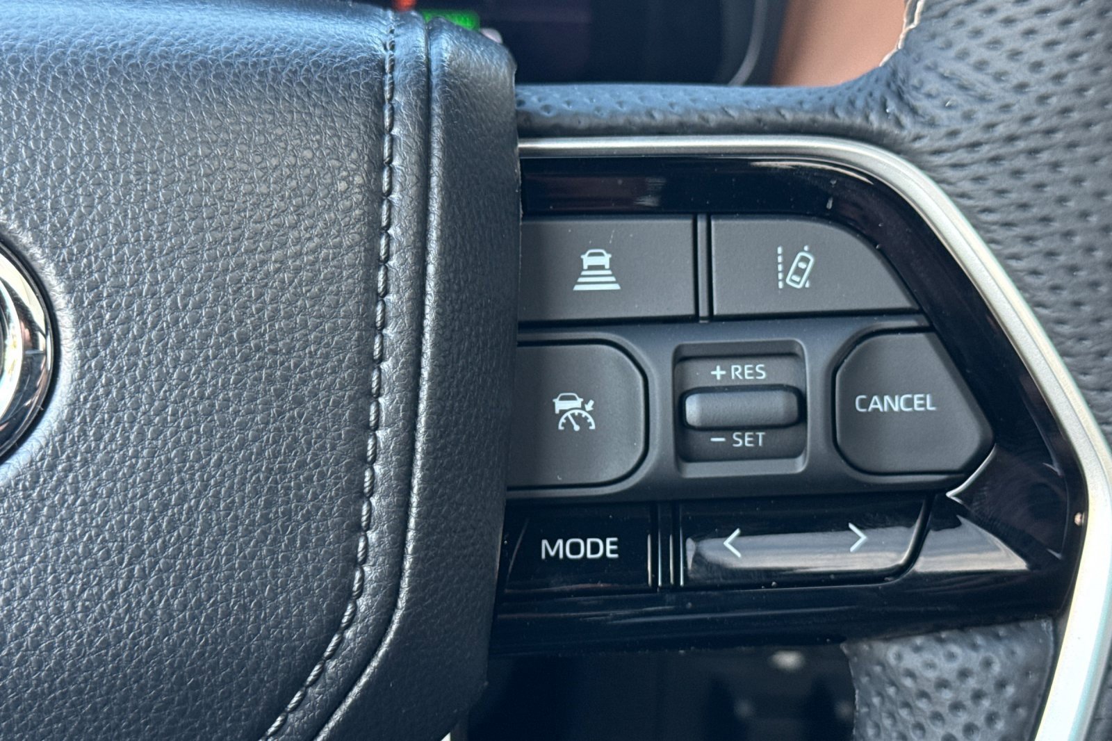 Used 2025 Toyota Tundra 1794 Edition image 31