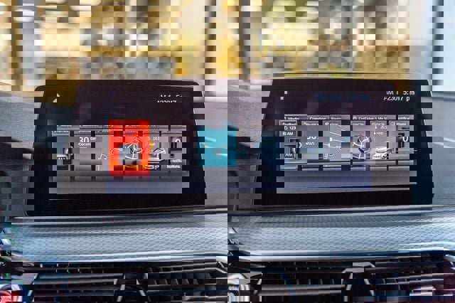 Used 2019 BMW 540i xDrive w/ M Sport Package image 22