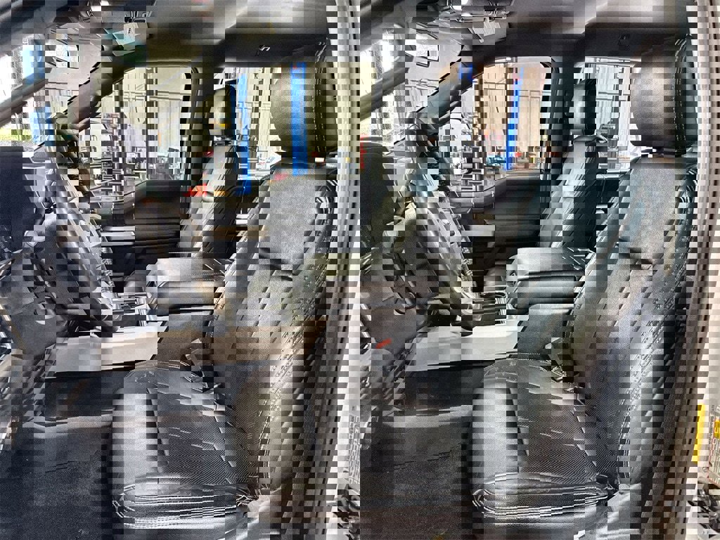 Used 2020 Ford F250 Lariat w/ Lariat Ultimate Package image 12