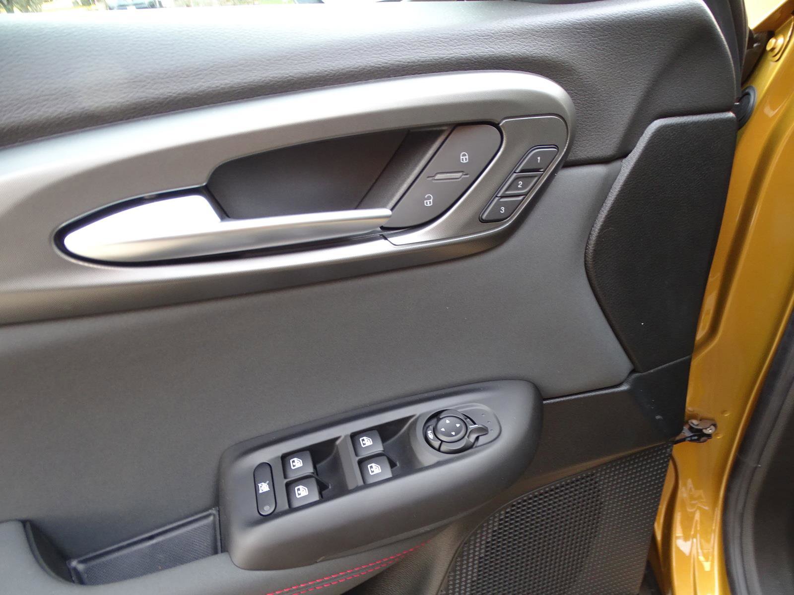 New 2024 Dodge Hornet R/T w/ R/T Blacktop Package image 6