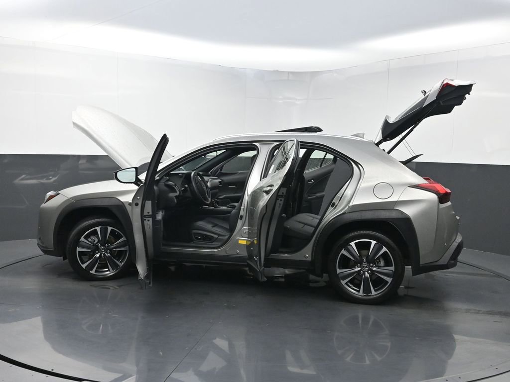 Used 2021 Lexus UX 250h w/ Accessory Package (Z2) AWD/4WD image 34
