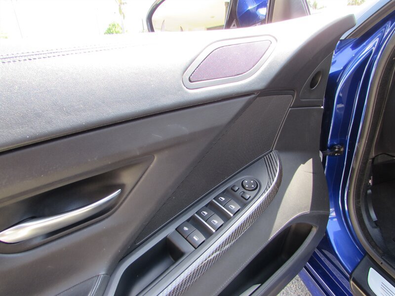 Used 2012 BMW M6 Convertible RWD image 11