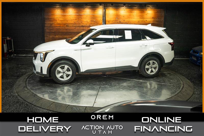 Used 2025 Kia Sorento LX
