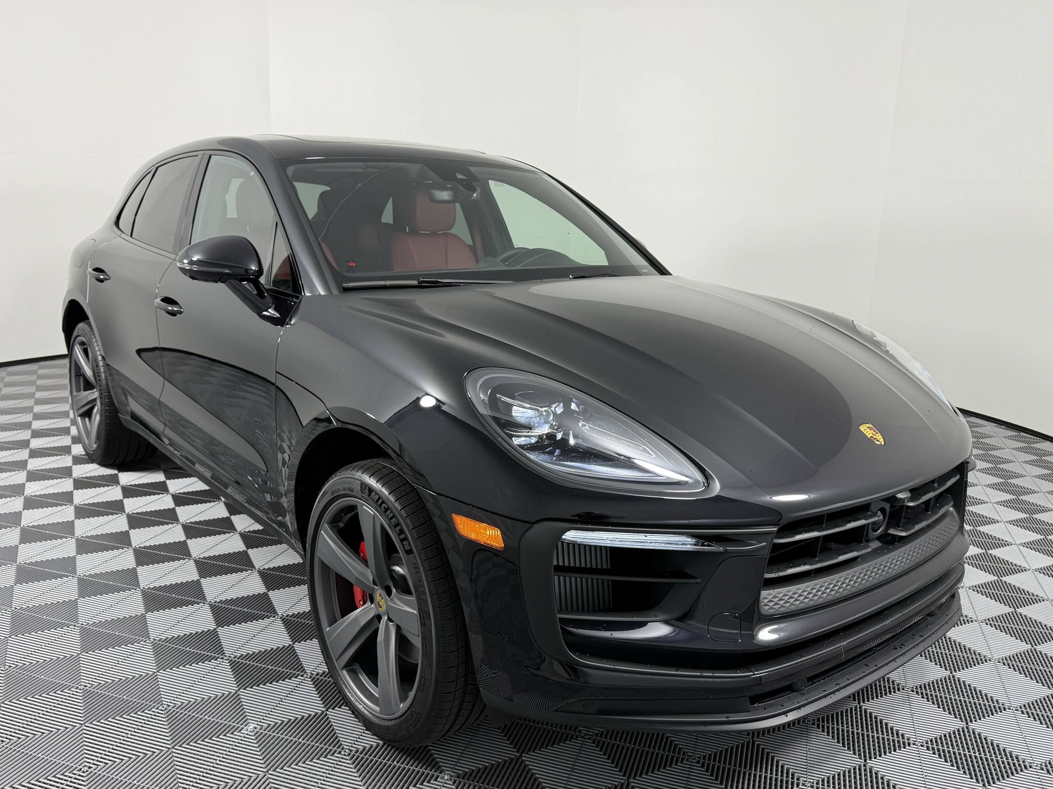 Certified 2026 Porsche Macan S AWD/4WD image 7