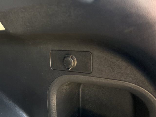 Used 2023 Toyota RAV4 SE w/ Convenience Package image 10