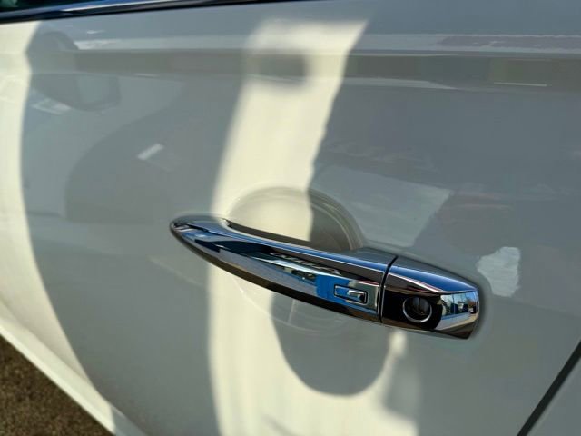 Used 2025 Nissan Altima 2.5 SV FWD image 10