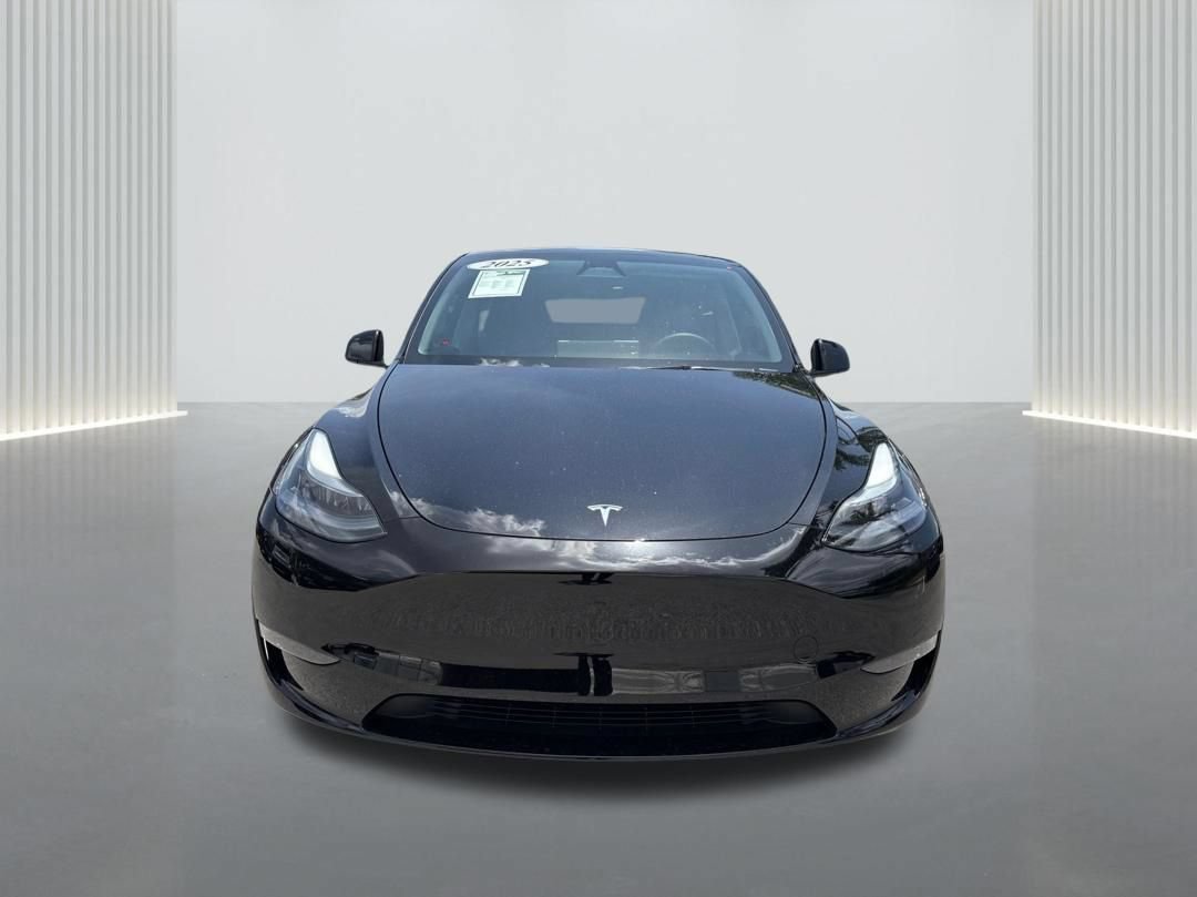 Used 2025 Tesla Model Y Performance AWD/4WD image 2
