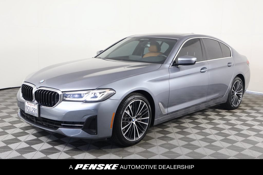 Used 2022 BMW 530i w/ Premium Package RWD image 1