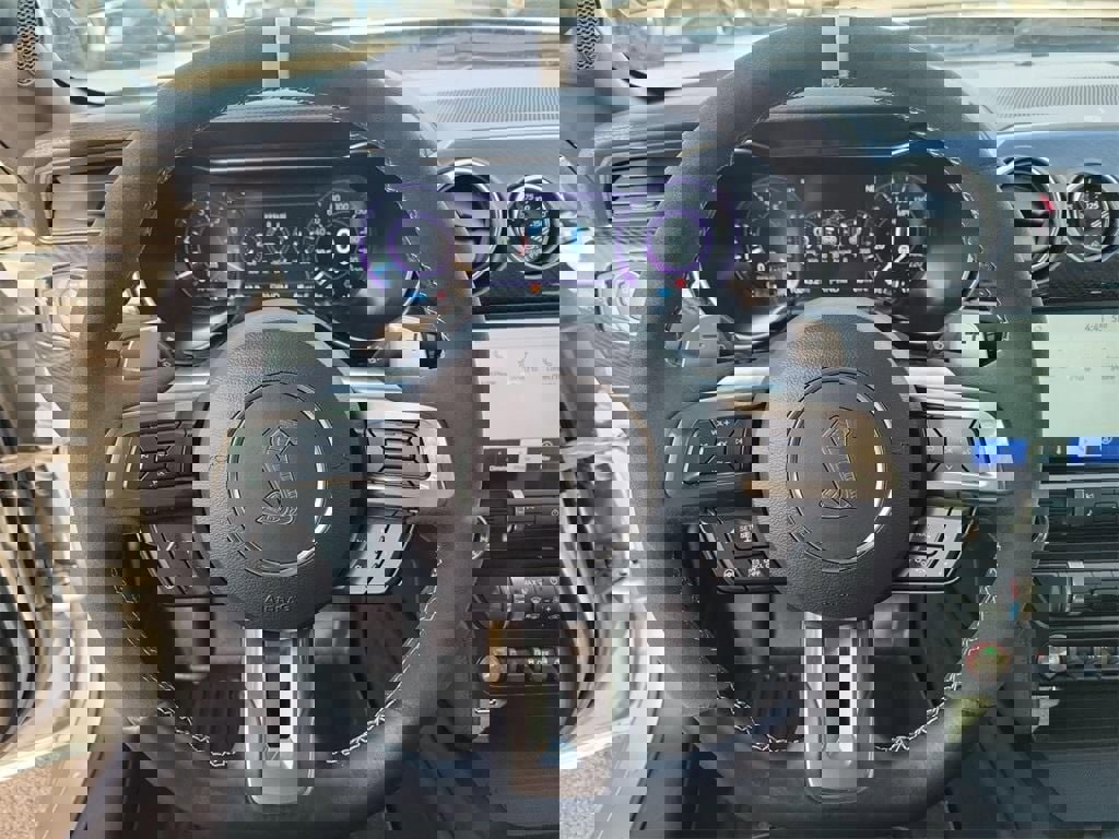 Used 2021 Ford Mustang Shelby GT500 w/ Technology Package image 20