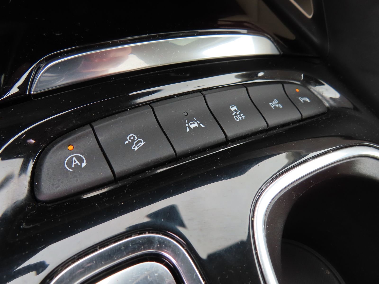 Used 2023 Buick Envision Avenir AWD/4WD image 29