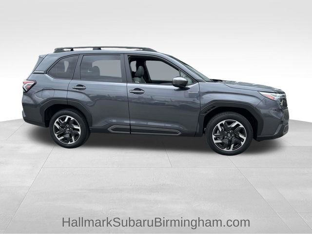 Used 2025 Subaru Forester Limited image 2