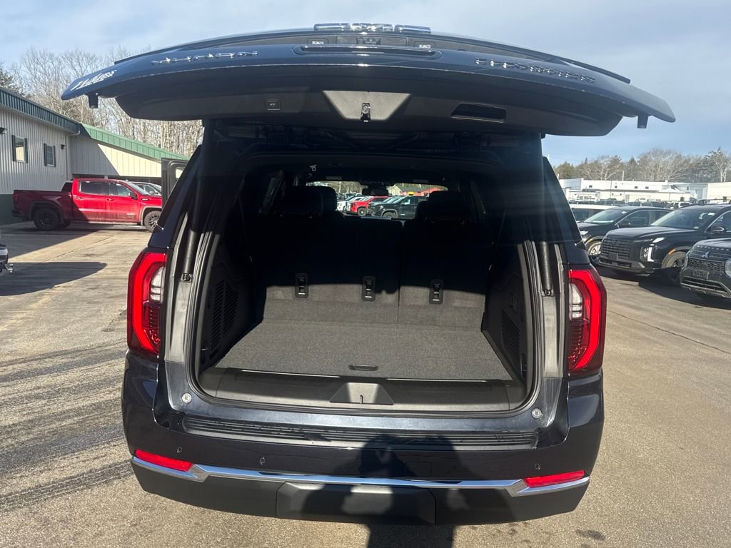 New 2026 GMC Yukon XL Elevation image 47
