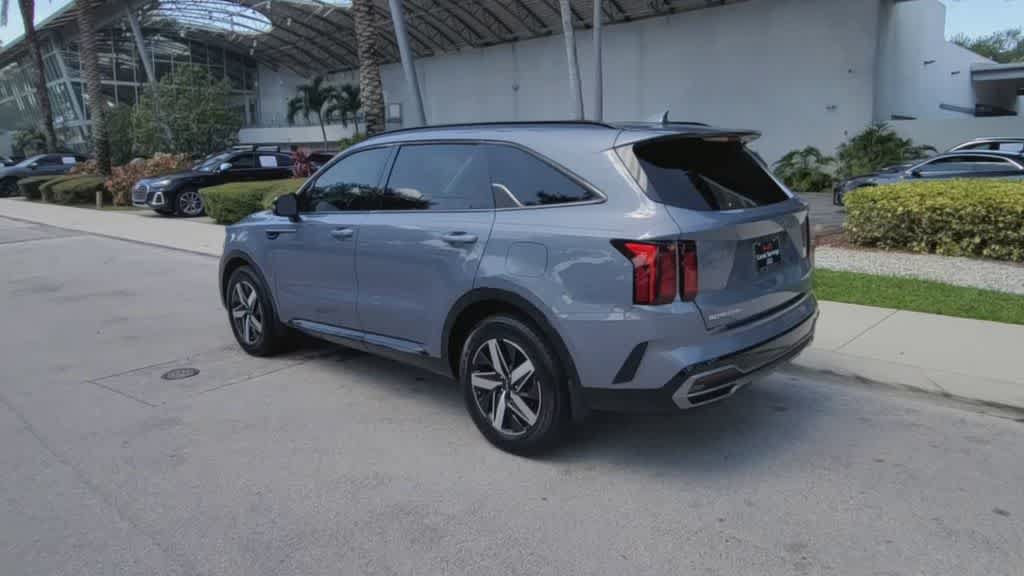 Used 2023 Kia Sorento S w/ Panoramic Sunroof Package FWD image 6