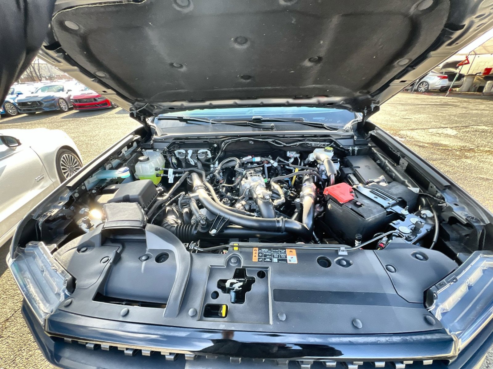 New 2025 Ford Ranger Lariat w/ FX4 Off-Road Package image 27