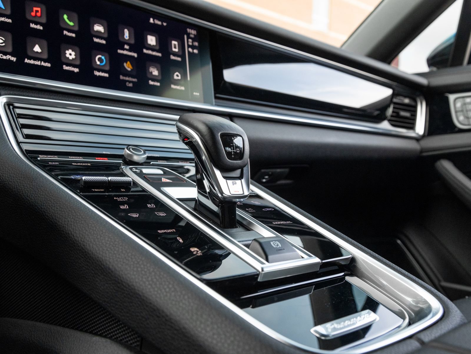 Certified 2023 Porsche Panamera 4S image 27