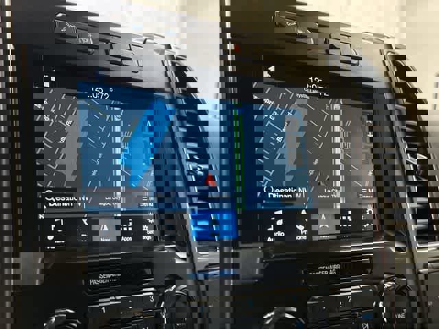 Used 2017 Ford F150 XLT w/ Equipment Group 302A Luxury image 24