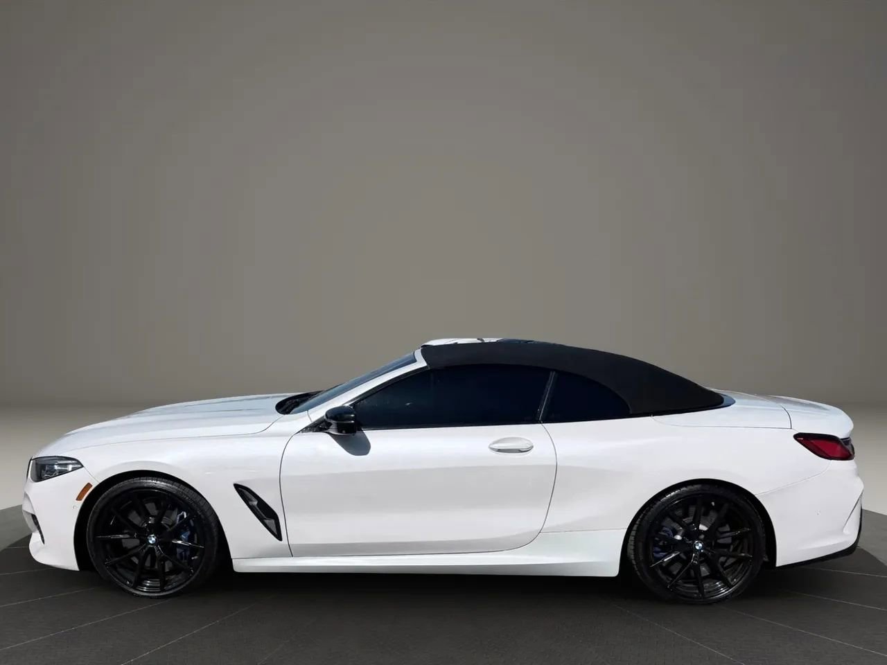 Used 2019 BMW M850i xDrive Convertible AWD/4WD image 9