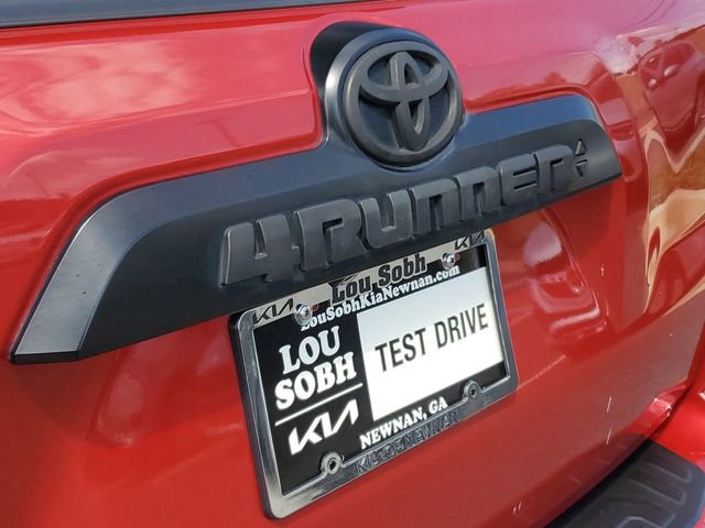Used 2022 Toyota 4Runner TRD Off-Road AWD/4WD image 7