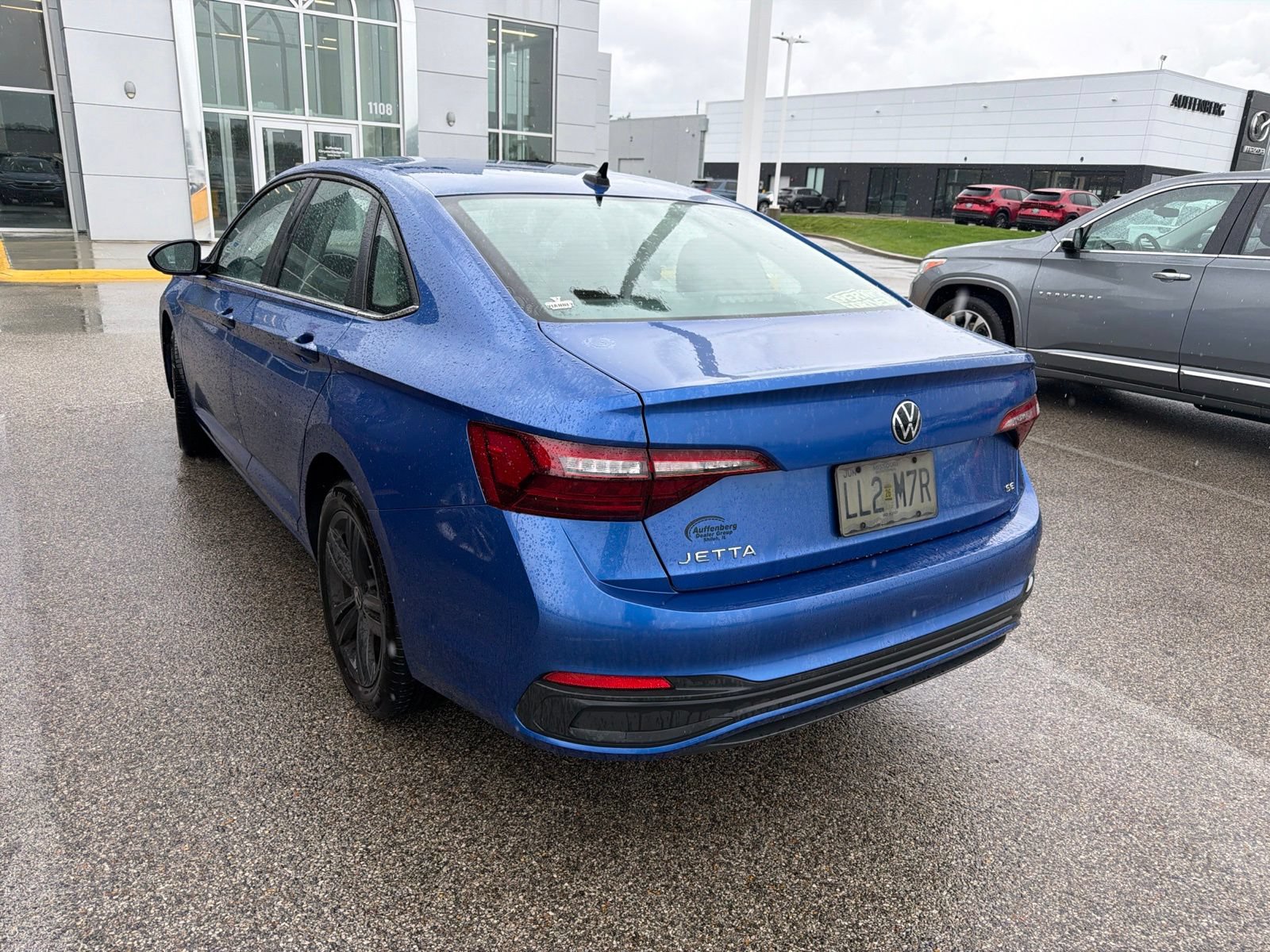 Used 2024 Volkswagen Jetta SE w/ Black Wheel Package FWD image 3