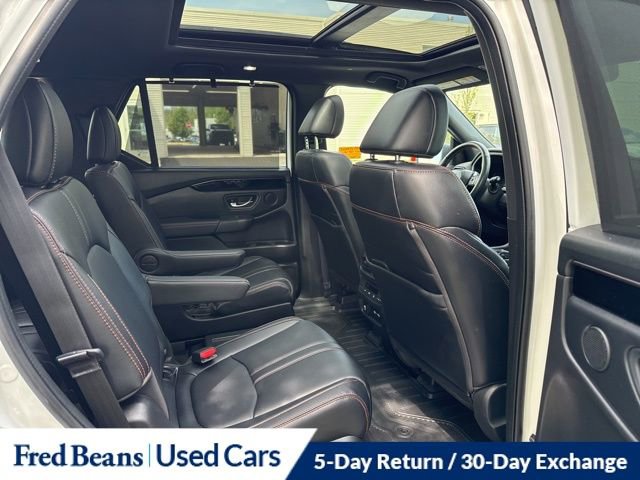 Used 2023 Honda Pilot TrailSport image 15