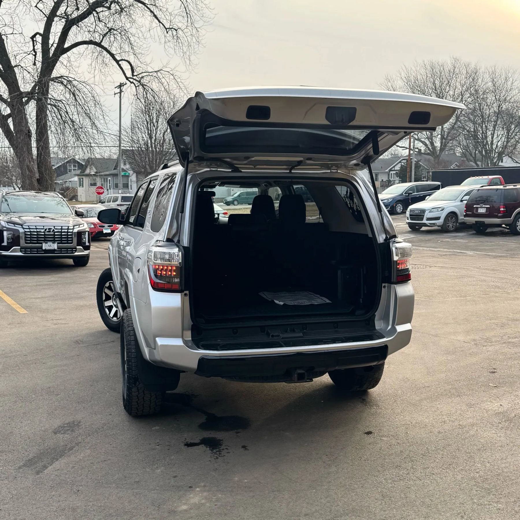 Used 2019 Toyota 4Runner TRD Off-Road AWD/4WD image 28